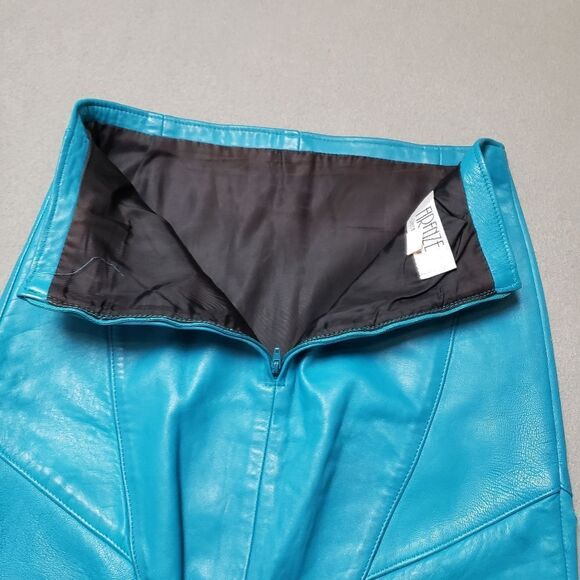 VINTAGE 80s Leather Skirt - Picture 6 of 12